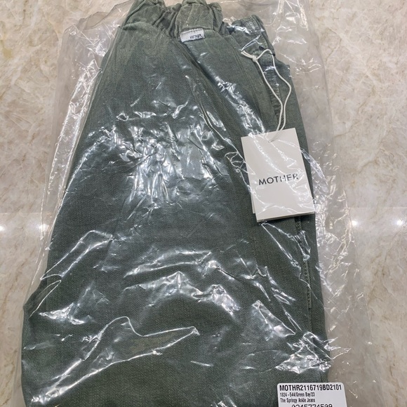 MOTHER The Springy Ankle Jeans - Picture 6 of 10